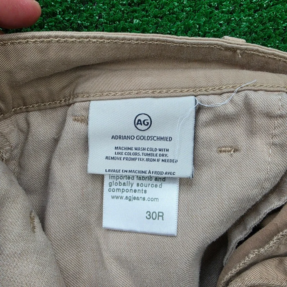 AG Adriano Goldschmied The Griffin Relaxed Shorts Mens 30R Tan Flat Front Preppy